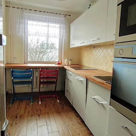 아파트 Lovely In A Quiet Area 포즈난